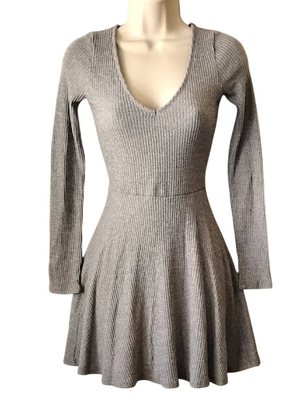Hollister Henley Knit Fit & Flare Skater Mini Dress XS Gray Lined Sweaterdress